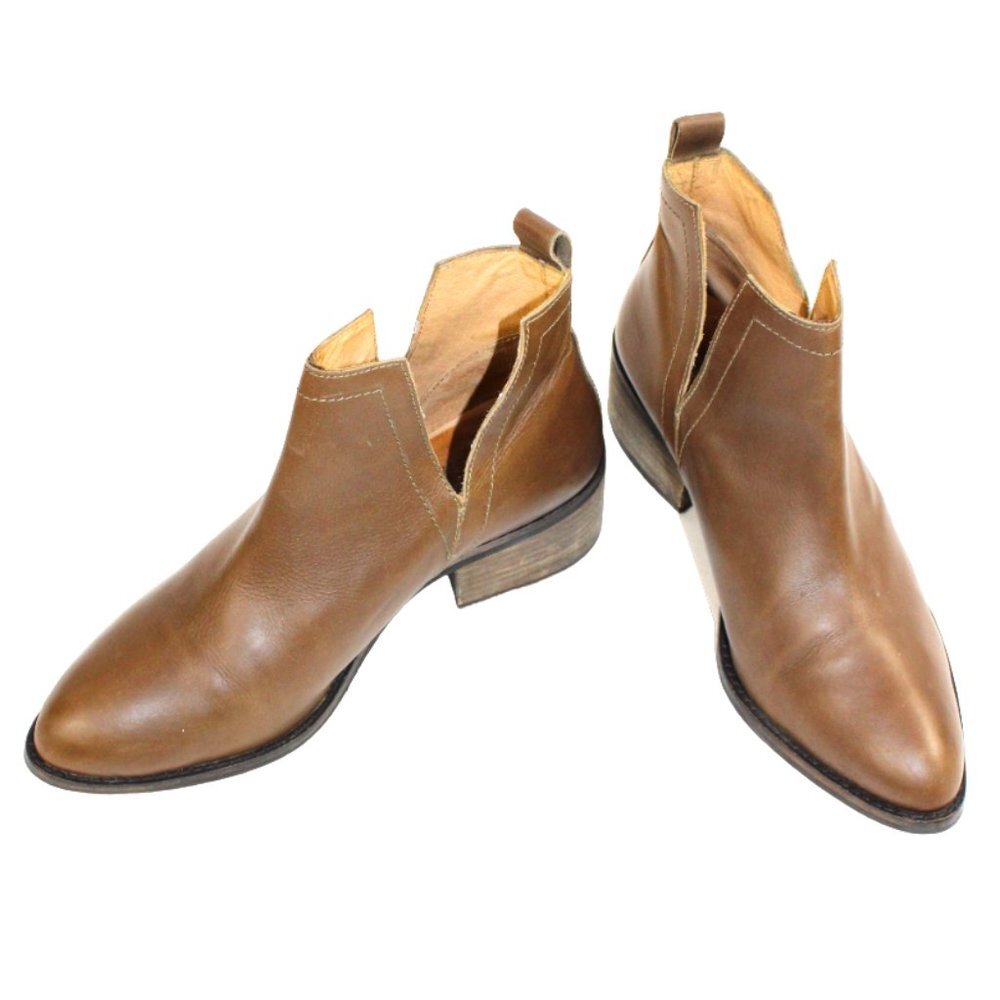 Diba True Stop By Taupe Suede Leather Cutout Ankle Booties Size 7 - Picture 2 of 8